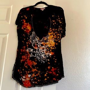 Women’s Hand Bleached, cut graphic Tshirt Large-Xl